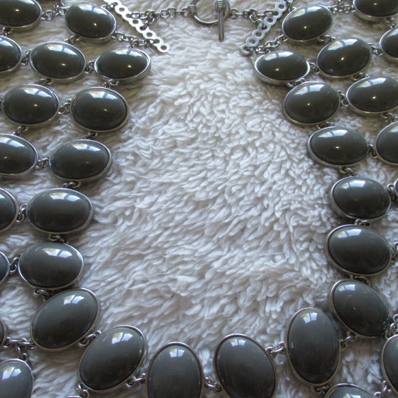 Gray Banana Republic Statement Necklace - Picture 3 of 8